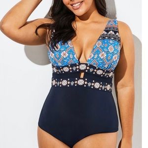 Gorgeous one piece swimsuit